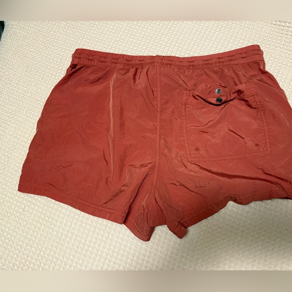 NWOT Women's Athleta Rust Colored Shorts - Picture 3 of 5